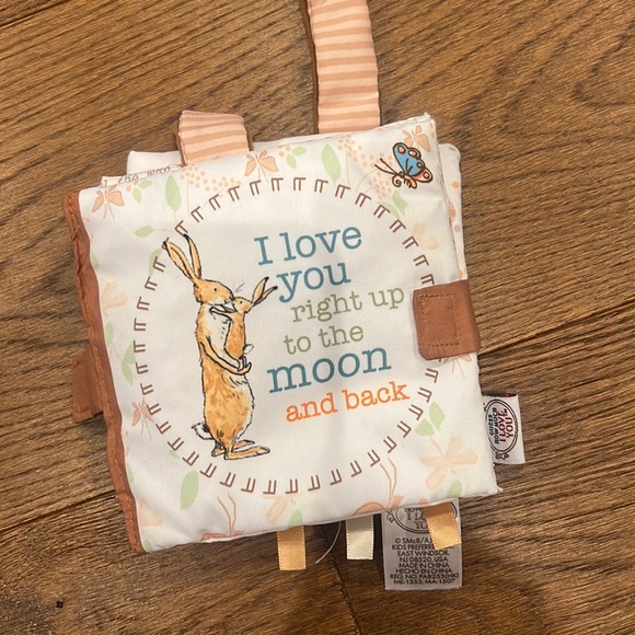 Baby Soft Book 6pcs + 1toy - Picture 4 of 8